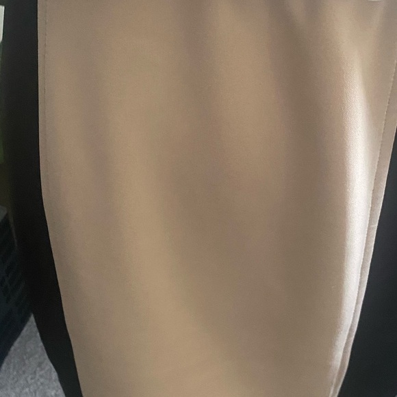 London Times White and Black Colorblock Midi Dress Size 8 - Picture 3 of 5